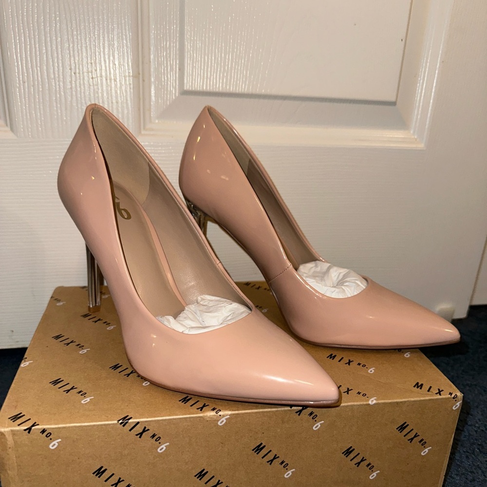 NEW MIX NO. 6 POINTED HEELS